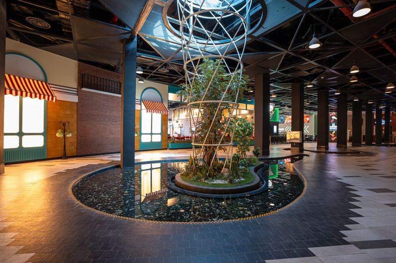 The indoor water feature